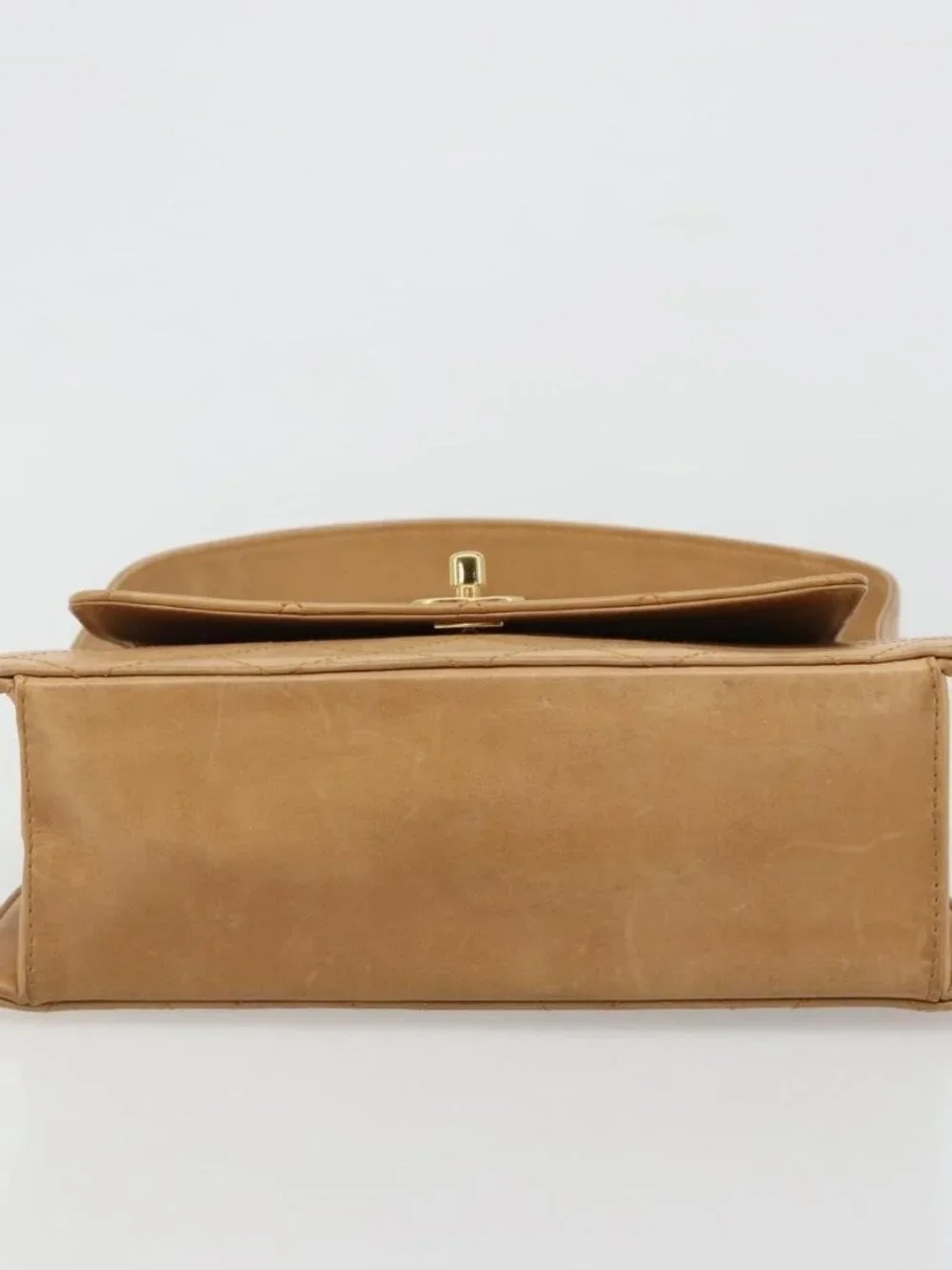 CHANEL Matelasse Shoulder Bag Lamb Skin Beige Gold CC Auth 187187